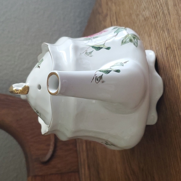 Arthur Wood & Son Staffordshire Teapot with Lid - Picture 2 of 7